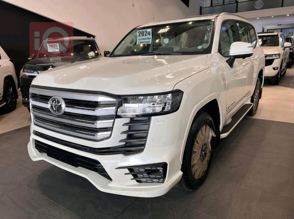 تۆیۆتا لاند کروزەر